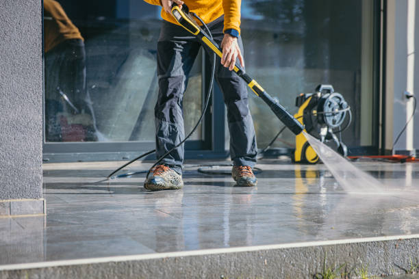 Professional Pressure Washing in Old River Winfree, TX